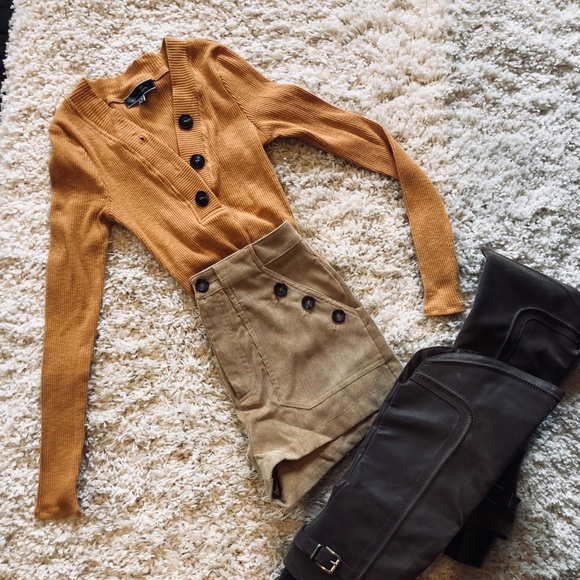 Mustard yellow ribbed bodysuit - Picture 2 of 3